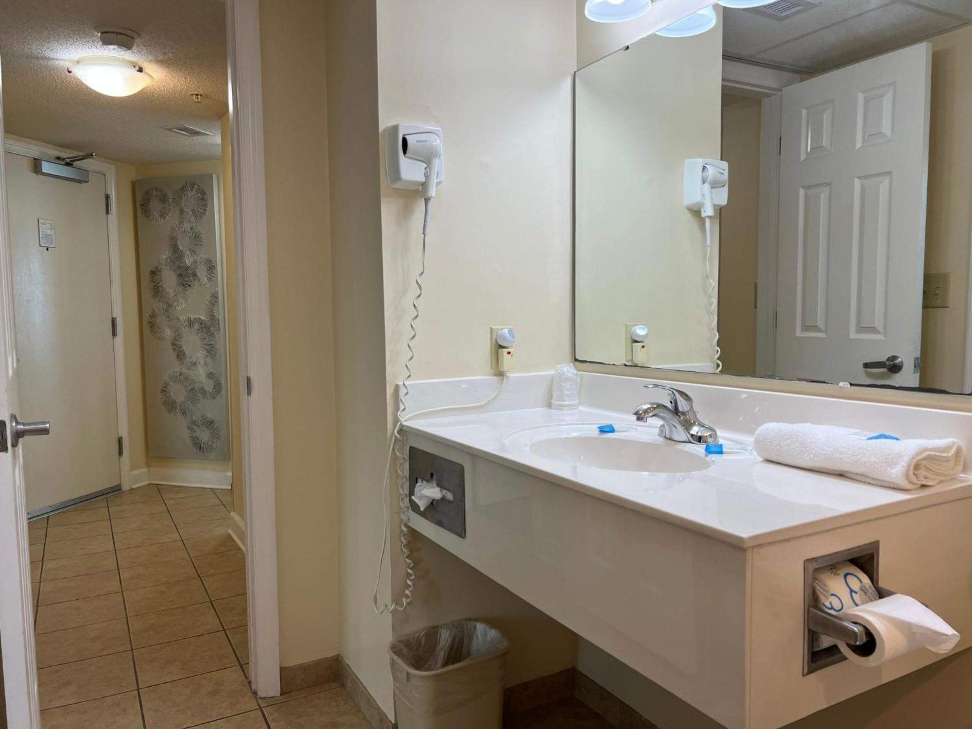 2501 S Ocean Blvd, 0811 - Ocean Front Sleeps 6 Villa Myrtle Beach Kültér fotó