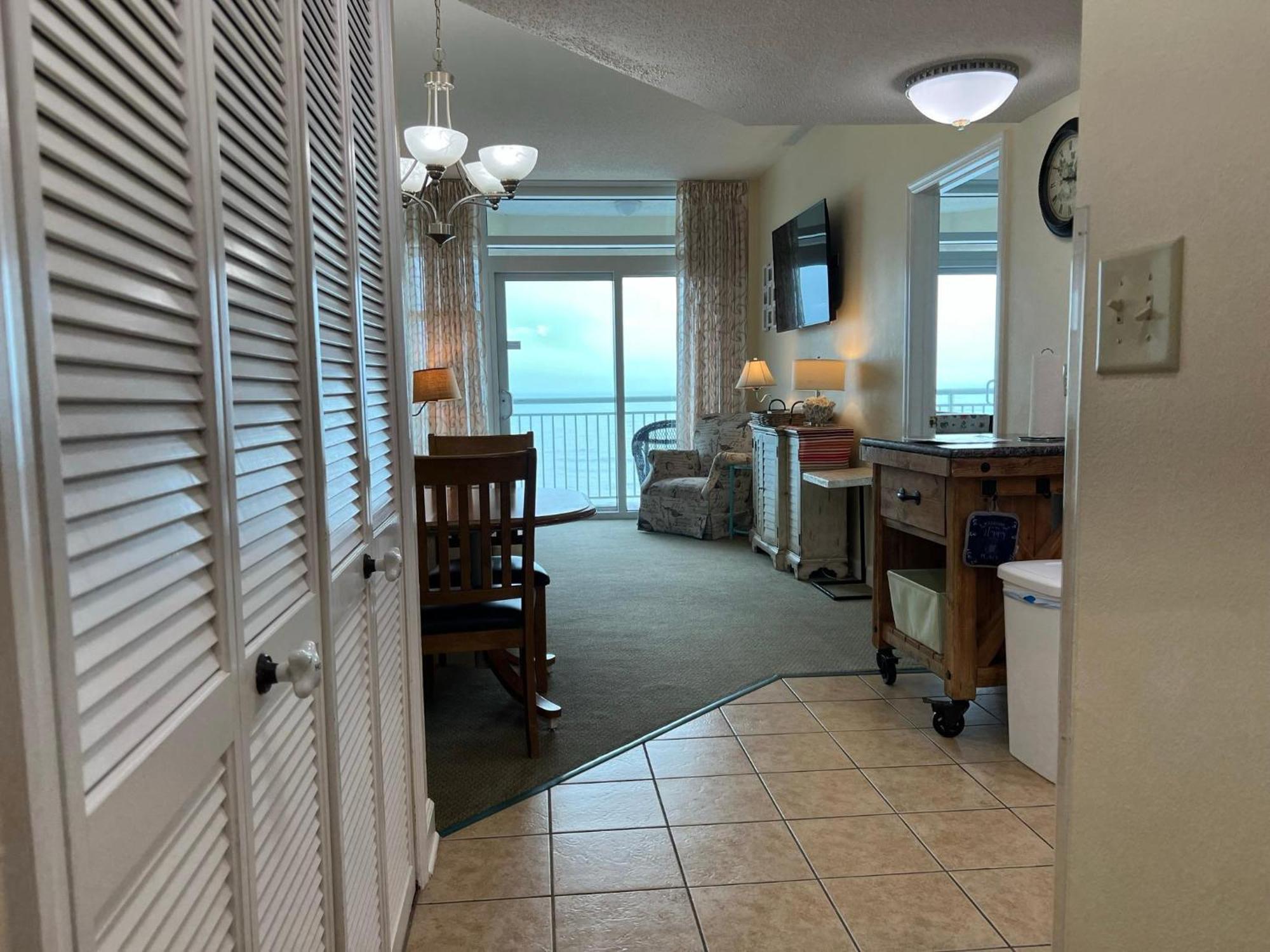 2501 S Ocean Blvd, 0811 - Ocean Front Sleeps 6 Villa Myrtle Beach Kültér fotó